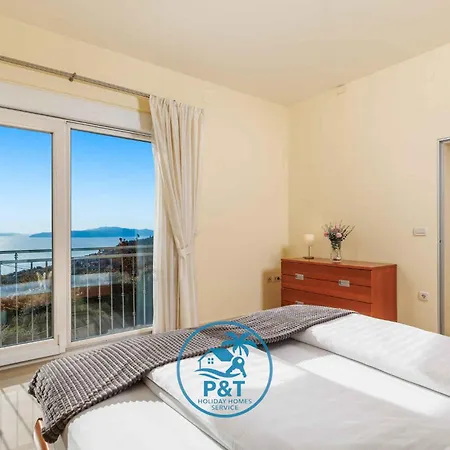 In Poljane 54950 * Sveti Petar (Opatija)